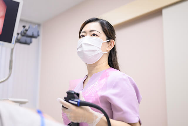 八丁堀いしかわ内科クリニックの女性医師による内視鏡検査